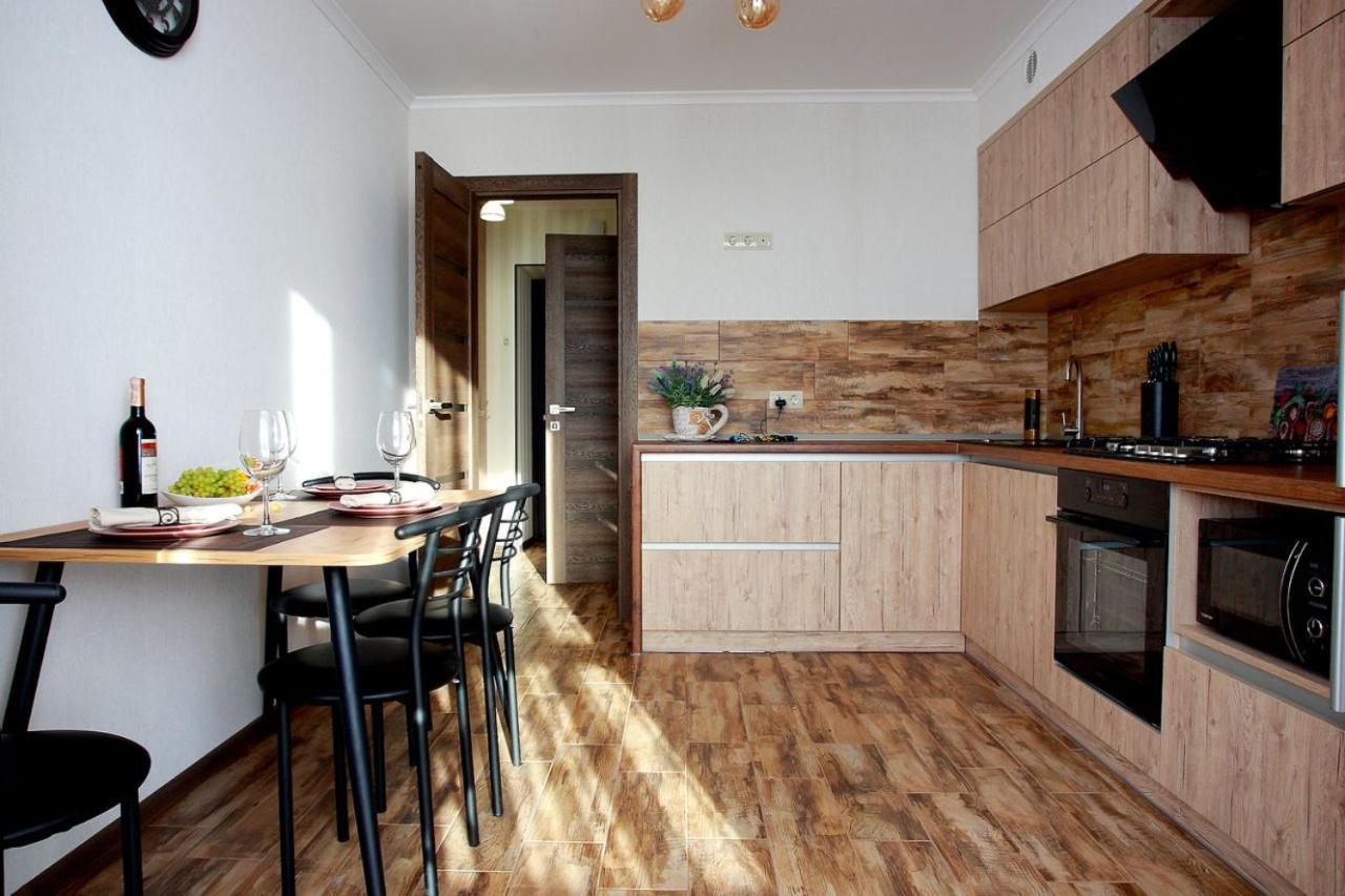 Apartament Vasilya Porika 48 Street Vinnytsya,Ukraine 빈니차 외부 사진