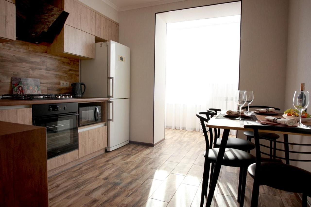 Apartament Vasilya Porika 48 Street Vinnytsya,Ukraine 빈니차 외부 사진